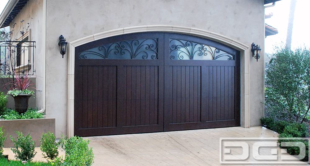 Contemporary Garage Doors With Etched Windows In 2020 Garage Doors Garage Door Windows Contemporary Garage Doors