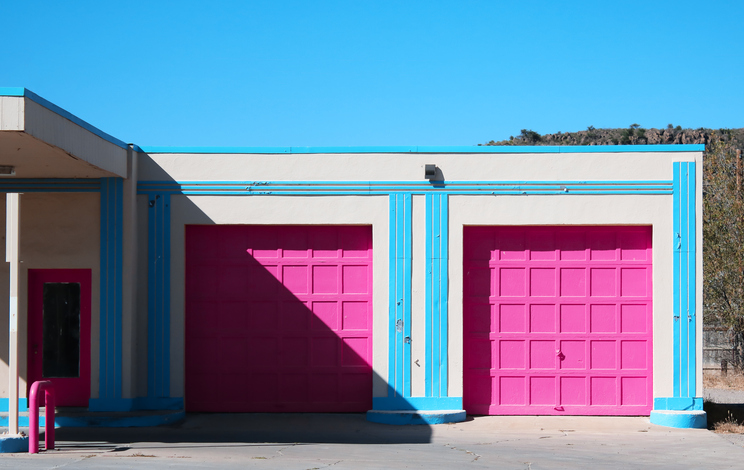 Forget Standard There Are Many Garage Door Colors To Consider Dynamic Garage Door