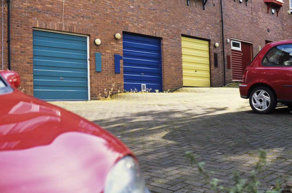 Everything You Need to Know to Choose the Best Color for Your Garage