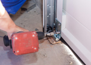 Simple Ways to Save on Your Garage Door Repair Costs in California